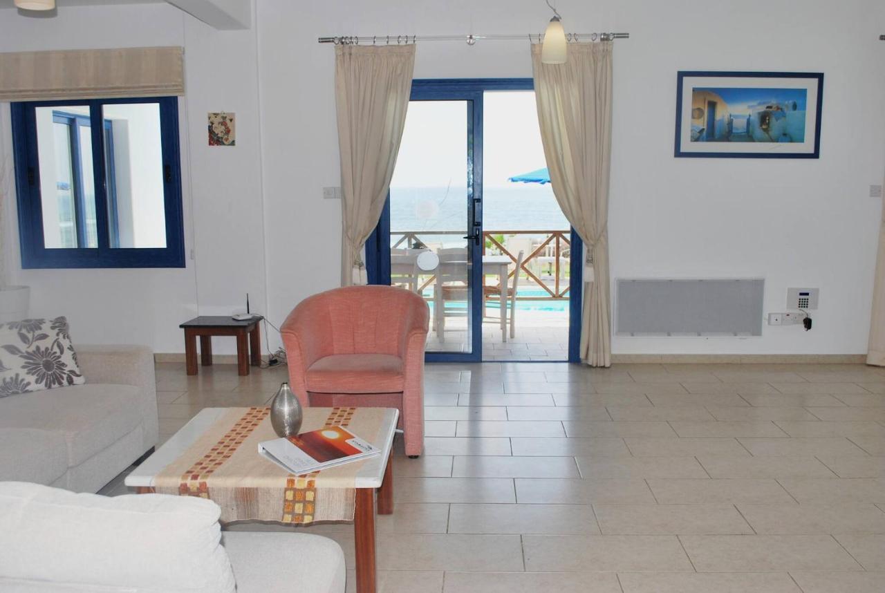 Sea Front Villa, Heated Private Pool, Amazing Location Paphos 323 Kissonerga Buitenkant foto