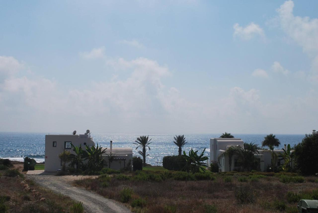 Sea Front Villa, Heated Private Pool, Amazing Location Paphos 323 Kissonerga Buitenkant foto